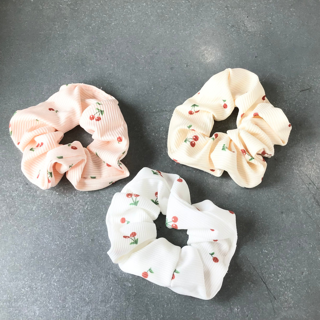 Scrunchie- Small Cherries