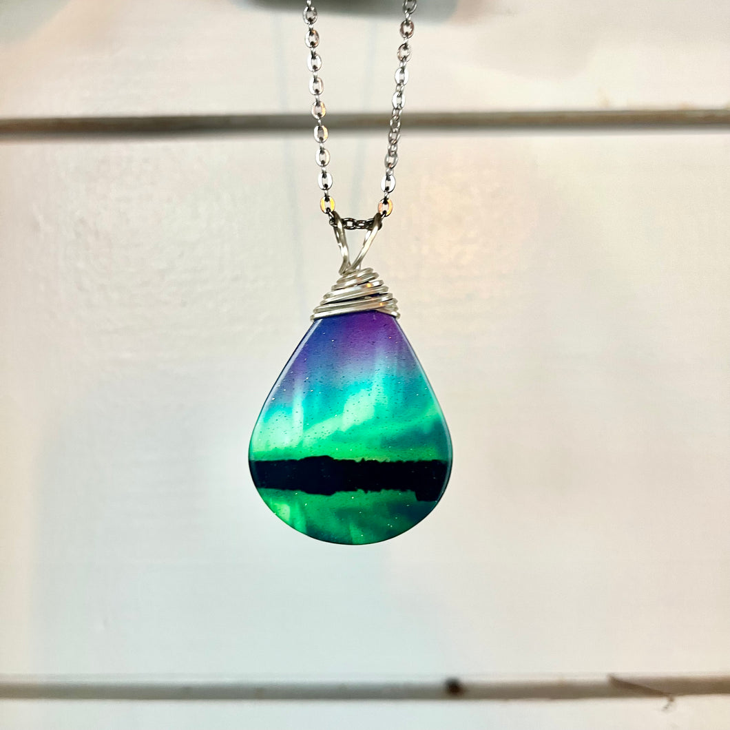 Necklace: Northern Lights (green, large)