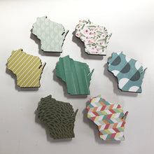 Load image into Gallery viewer, Wood WI Cutout magnet