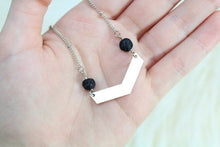 Load image into Gallery viewer, Diffusing Necklace- Gold Plate
