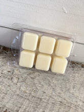 Load image into Gallery viewer, Wax Melts-Grasshopper WI Supper Club