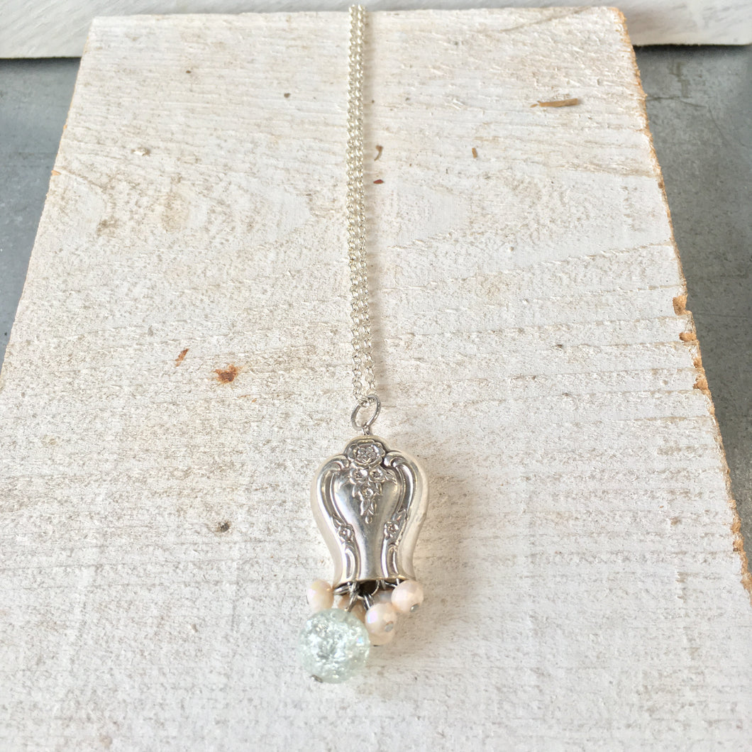 Necklace silver with iridescent accents