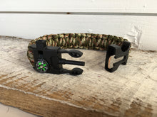 Load image into Gallery viewer, Paracord Survival Bracelet - Camo
