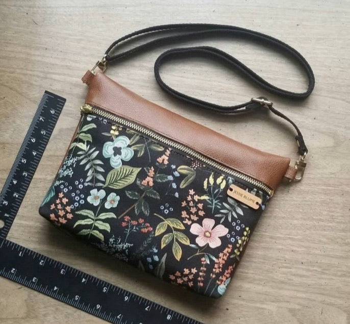 Leather Handmade Purse- Floral